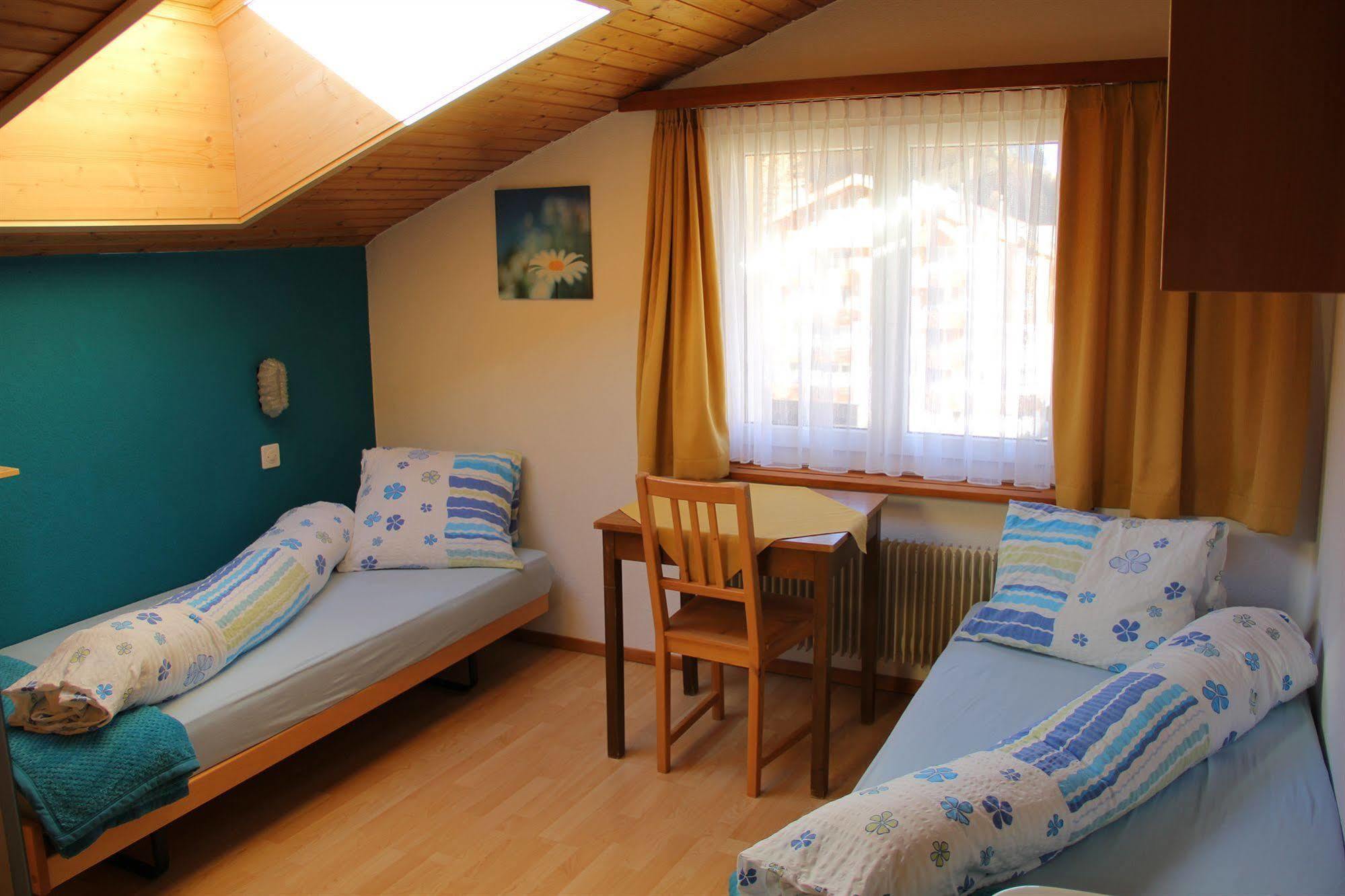 Pension Heino Saas-Grund Exterior foto